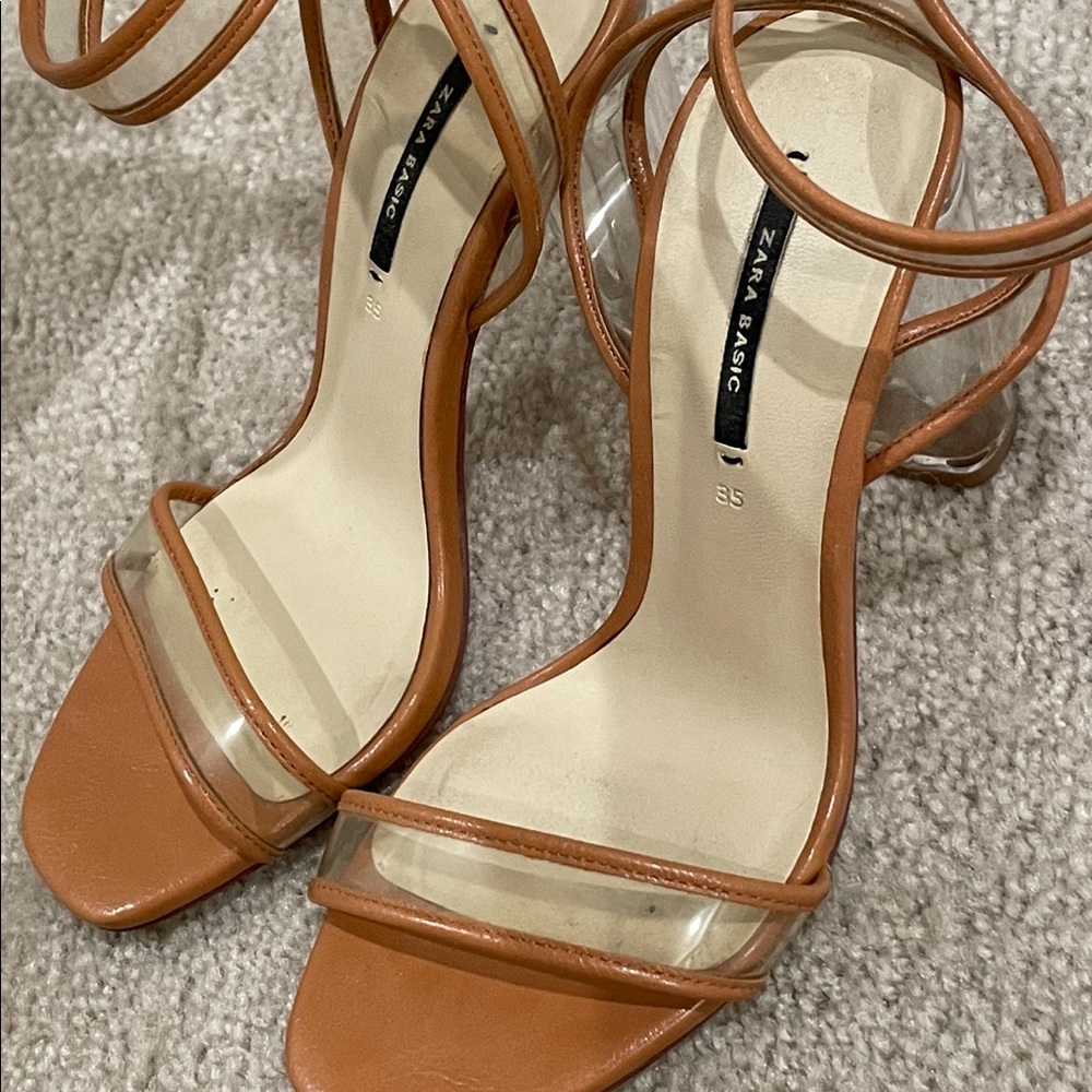 ZARA Tan Clear Lucite Heels sz.5